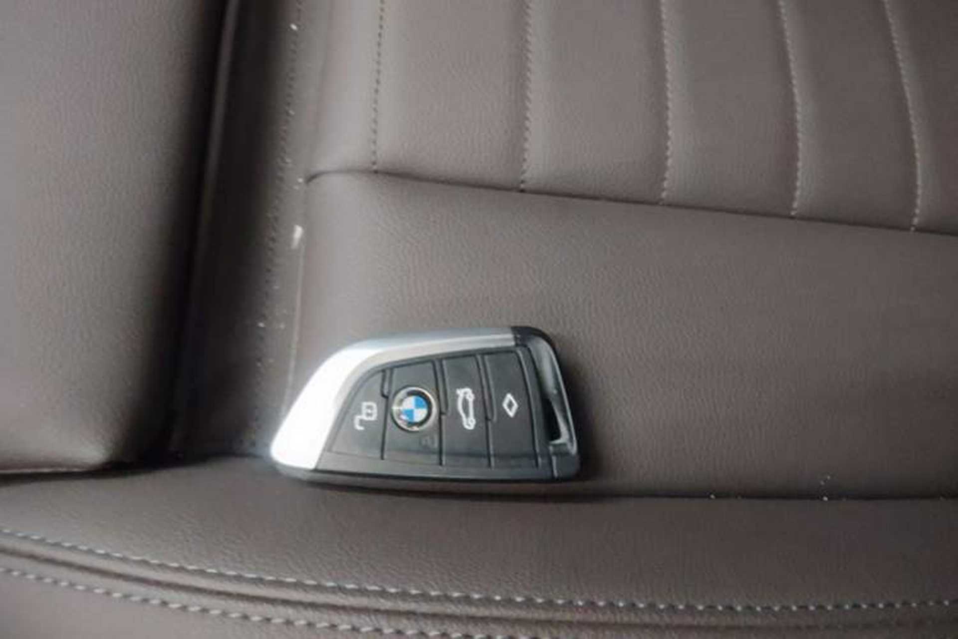 Used BMW 3 Series 2021 Restyled 325Li M Sport Package Vehicle Key