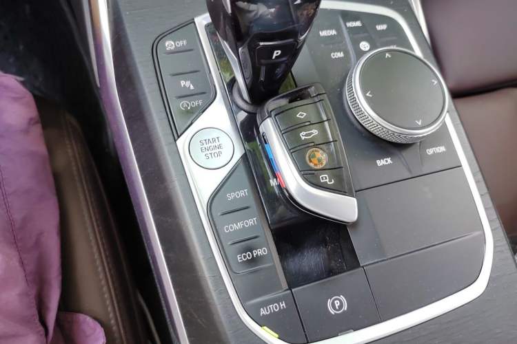 Used BMW 3 Series 2021 Restyled 325i M Sport Package Vehicle Key