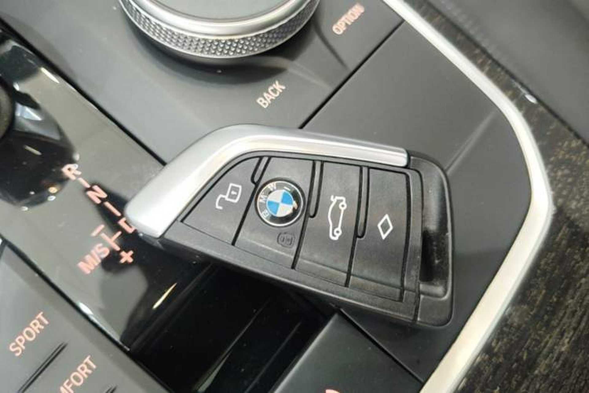 Used BMW 3 Series 2021 Second Facelift 325Li M Sport Package Vehicle Key