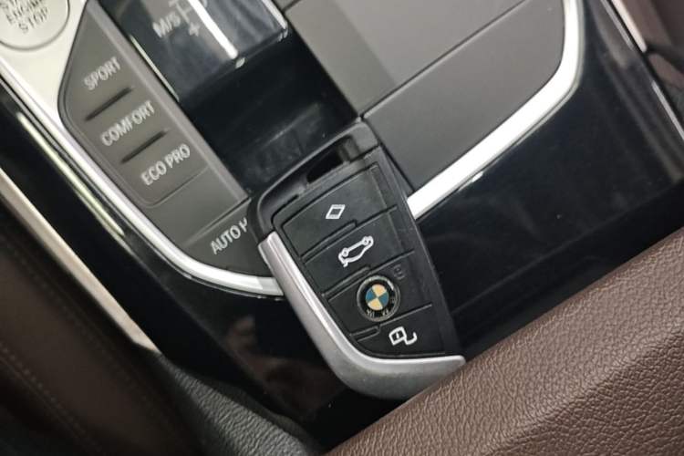 Used BMW 3 Series 2021 Facelifted 320Li M Sport Package Vehicle Key