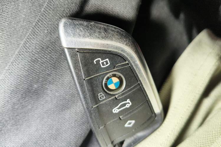 Used BMW 3 Series 2021 Second Facelift 320Li M Sport Package Vehicle Key