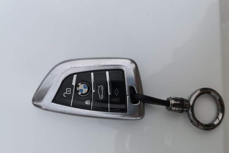 Used BMW 3 Series 2021 325Li M Sport Shadowline Package Vehicle Key