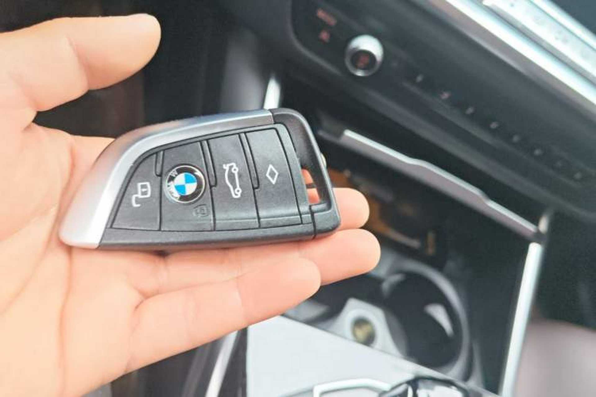 Used BMW 3 Series 2021 Second Facelift 325Li M Sport Package Vehicle Key