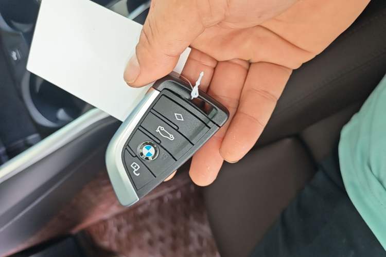 Used BMW 3 Series 2021 Second Facelift 325Li M Sport Package Vehicle Key