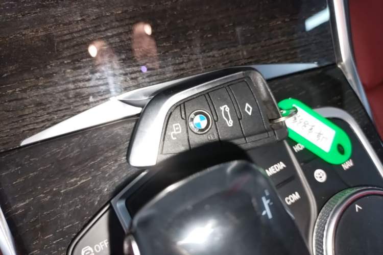 Used BMW 3 Series 2021 Second Facelift 325Li M Sport Package Vehicle Key