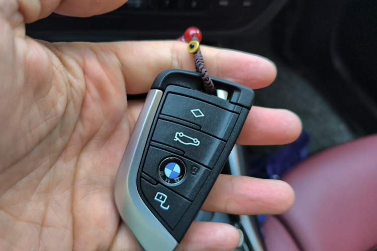 Used BMW 3 Series 2021 Restyled 325Li M Sport Package Vehicle Key