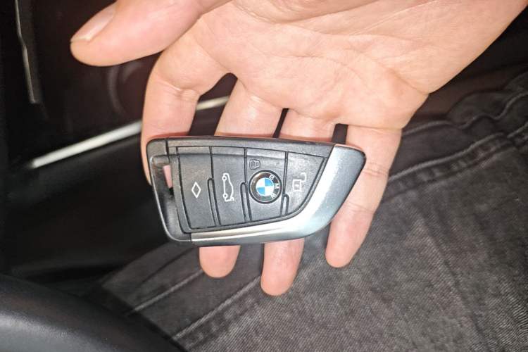 Used BMW 3 Series 2021 Second Facelift 320Li M Sport Package Vehicle Key