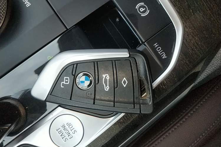 Used BMW 3 Series 2021 325Li M Sport Package Vehicle Key