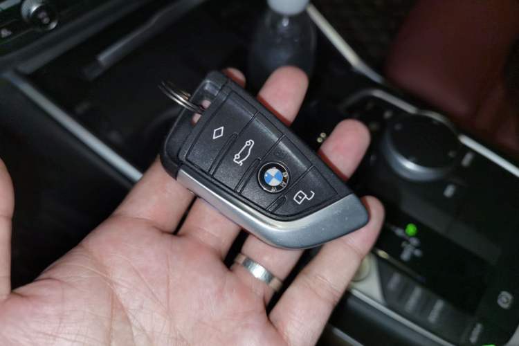 Used BMW 3 Series 2021 Restyled 325i M Sport Package Vehicle Key