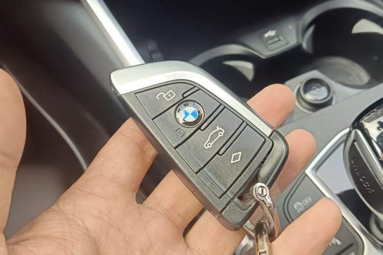 Used BMW 3 Series 2021 Second Facelift 325i M Sport Package Vehicle Key
