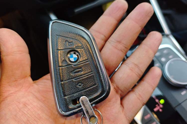 Used BMW 3 Series 2021 Restyled 325Li M Sport Package Vehicle Key