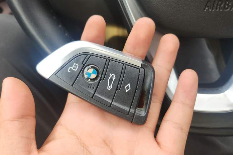 Used BMW 3 Series 2021 Restyled 320i Sport Package Vehicle Key