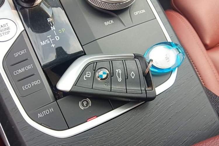 Used BMW 3 Series 2021 Restyled 325i M Sport Package Vehicle Key