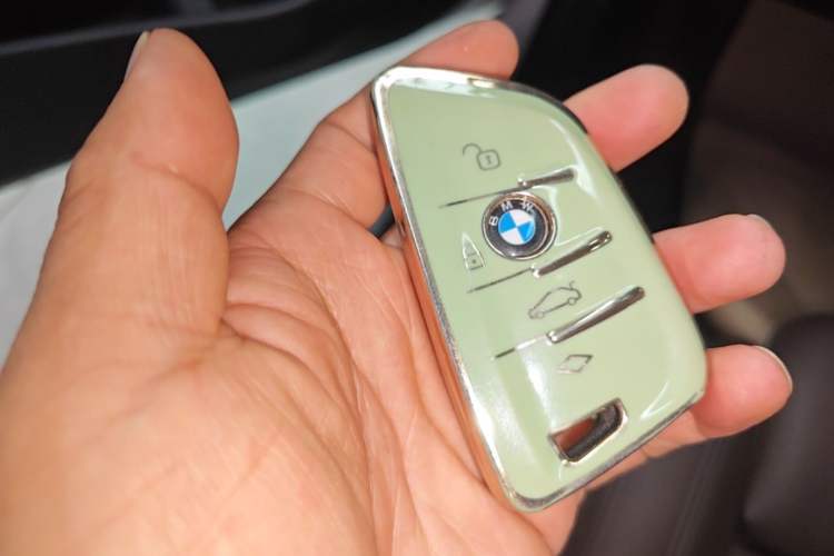 Used BMW 3 Series 2021 Second Facelift 325i M Sport Package Vehicle Key