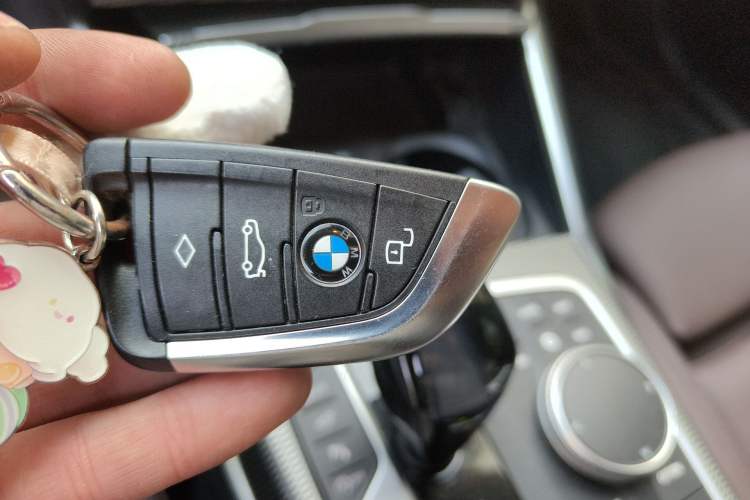 Used BMW 3 Series 2021 Second Facelift 330i M Sport Night Edition Package Vehicle Key