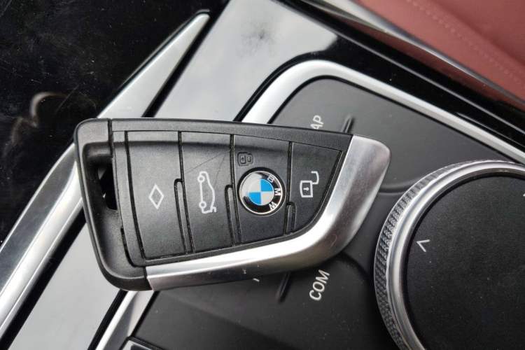 Used BMW 3 Series 2021 Facelifted 320Li M Sport Package Vehicle Key