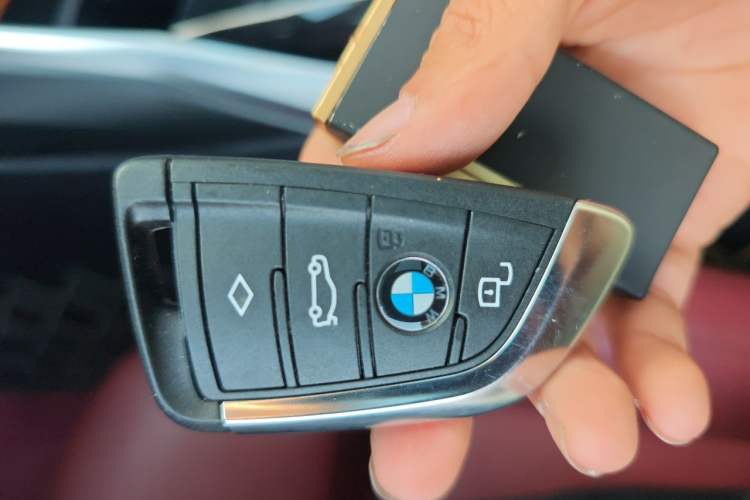 Used BMW 3 Series 2021 Second Facelift 320Li M Sport Package Vehicle Key