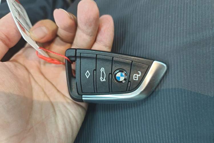 Used BMW 3 Series 2021 Second Facelift 320i Sport Package Vehicle Key