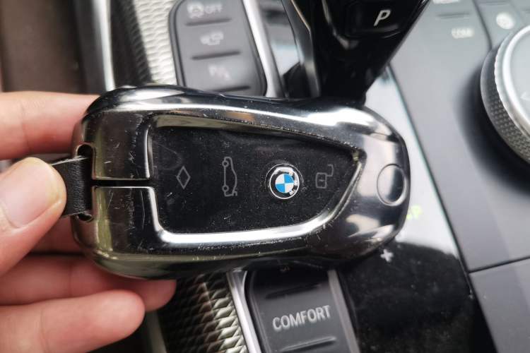 Used BMW 3 Series 2021 Second Facelift 325Li M Sport Night Edition Package Vehicle Key