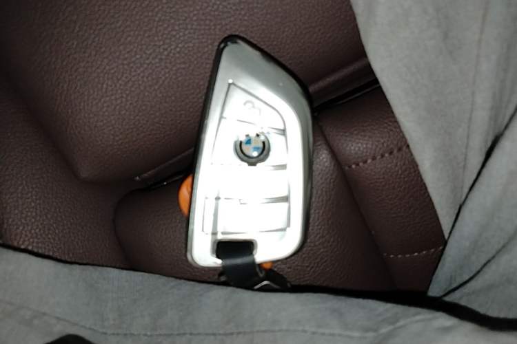 Used BMW 3 Series 2021 Restyled 325Li M Sport Package Vehicle Key