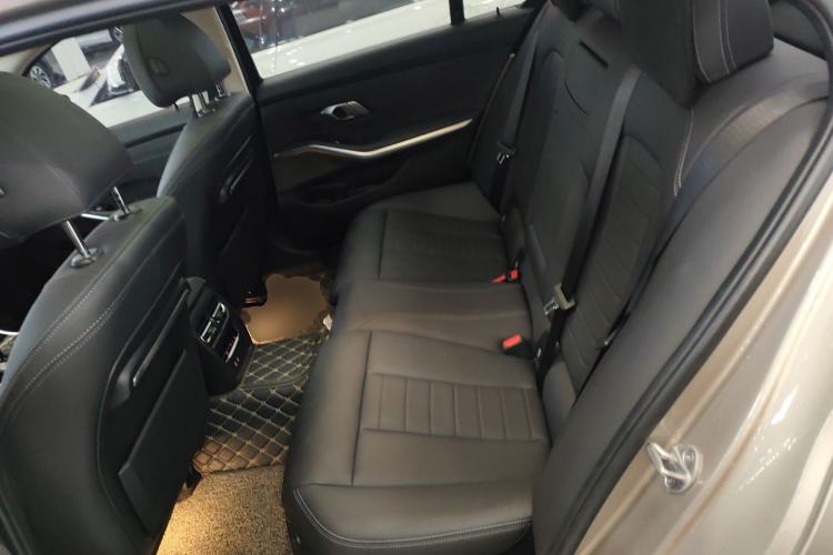 Used BMW 3 Series 2021 320Li M Sport Package Left Rear Seat