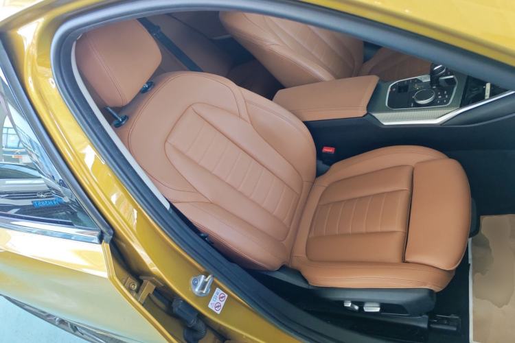 Used BMW 3 Series 2021 330i M Sport Night Edition Right Front Seat