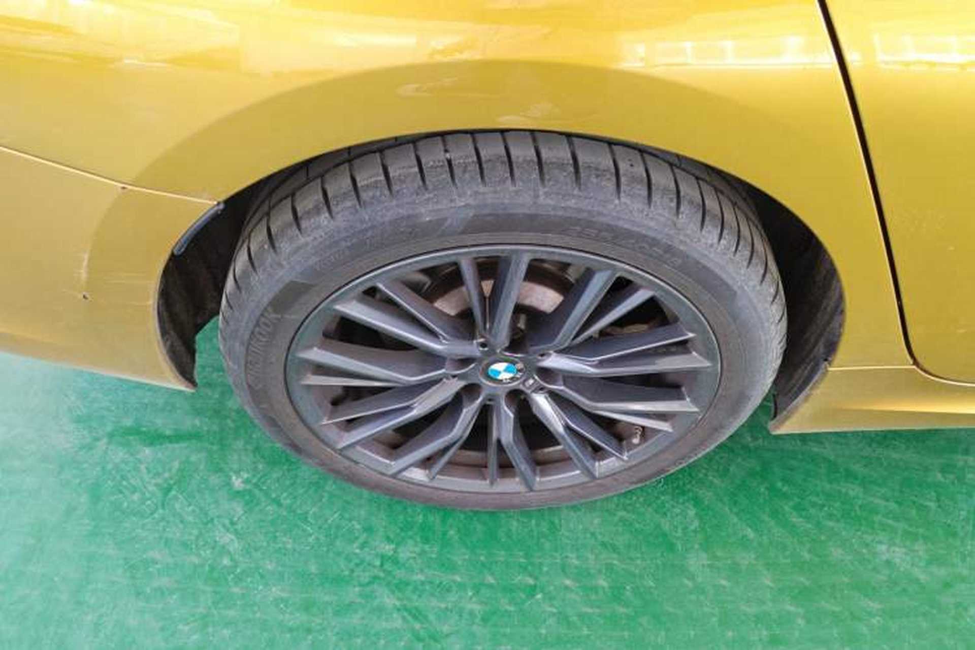 Used BMW 3 Series 2021 330i M Sport Night Edition Right Rear Wheel Hub