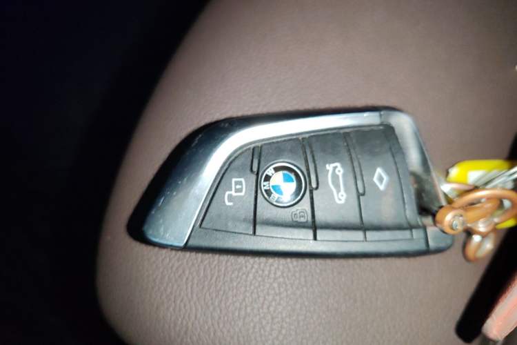 Used BMW 3 Series 2021 Restyled 325Li xDrive M Sport Package Vehicle Key