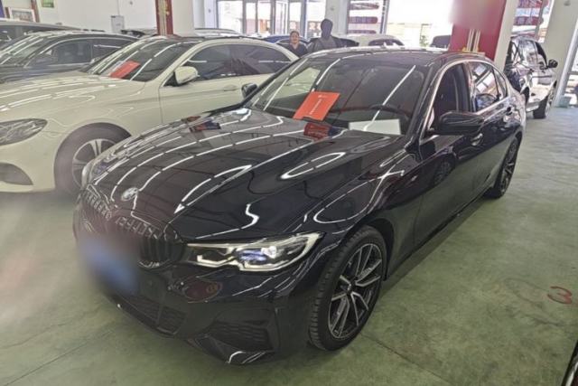 Ojetý BMW 3 Series 2022 325Li M Sport Package