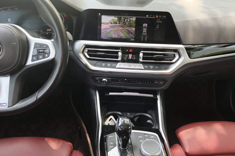 Used BMW 3 Series 2022 320Li M Sport Package Audio And AC Panel