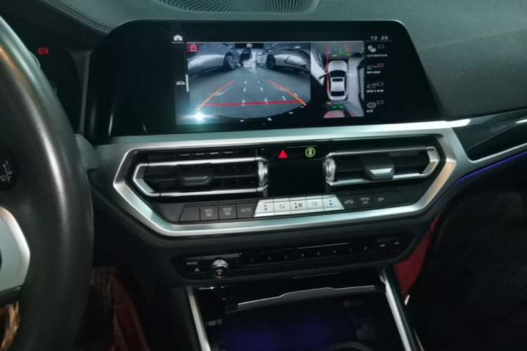 Used BMW 3 Series 2022 325Li M Sport Package Audio And AC Panel