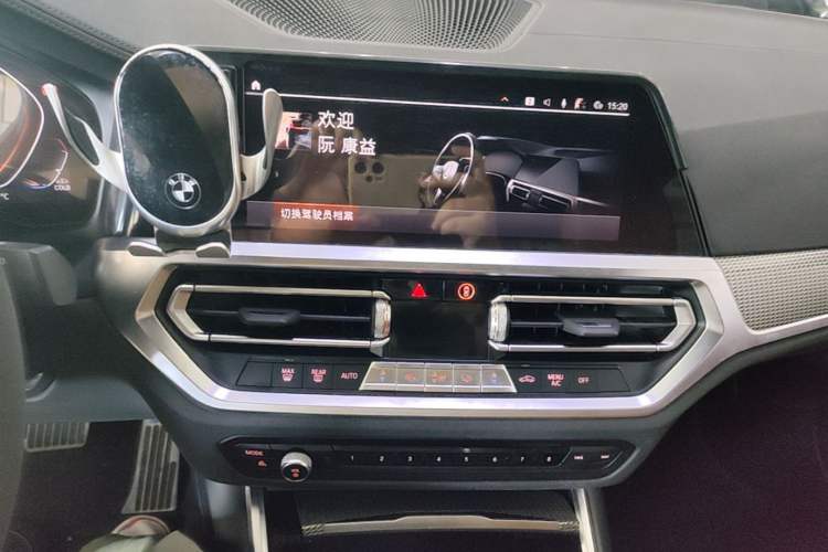 Used BMW 3 Series 2022 325i M Sport Night Edition Package Audio And AC Panel
