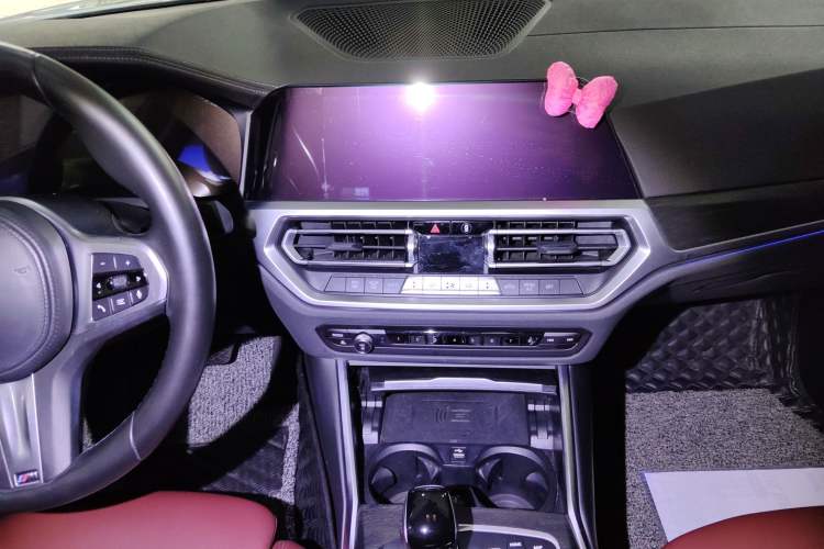 Used BMW 3 Series 2022 325i M Sport Package Audio And AC Panel