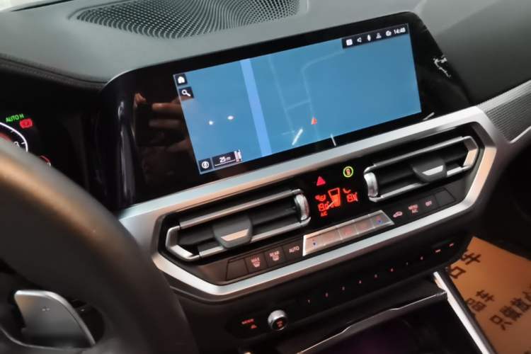 Used BMW 3 Series 2022 325Li M Sport Night Edition Package Audio And AC Panel