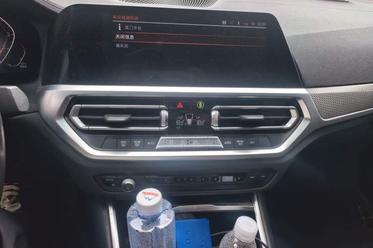 Used BMW 3 Series 2022 325Li M Sport Night Edition Package Audio And AC Panel