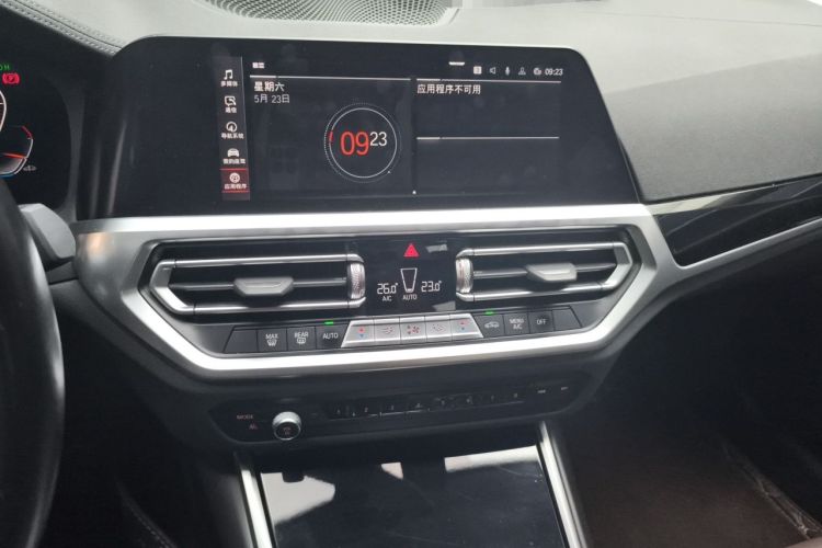 Used BMW 3 Series 2022 320Li M Sport Package Audio And AC Panel