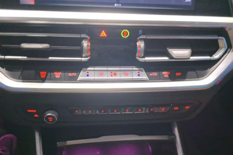 Used BMW 3 Series 2022 325Li M Sport Night Edition Package Audio And AC Panel