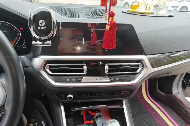 Used BMW 3 Series 2022 325Li M Sport Package Audio And AC Panel
