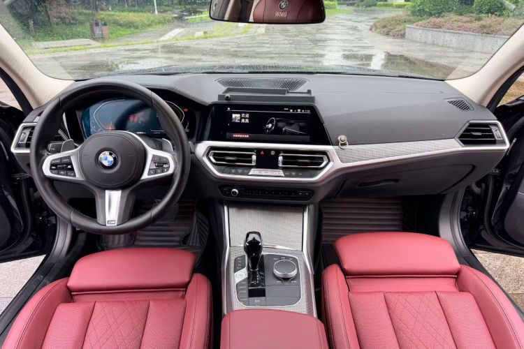 Used BMW 3 Series 2022 Restyled 330Li xDrive M Sport Night Edition Package Audio And AC Panel