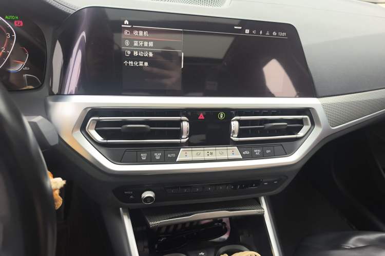 Used BMW 3 Series 2022 Restyled 325Li M Sport Night Edition Package Audio And AC Panel