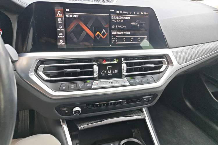 Used BMW 3 Series 2022 Revised 325i M Sport Night Edition Package Audio And AC Panel
