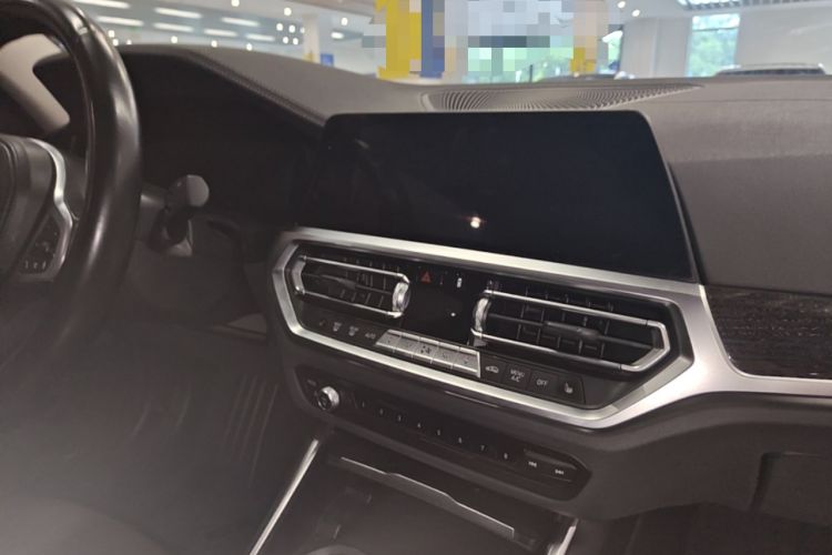 Used BMW 3 Series 2022 Restyled 325Li xDrive M Sport Package Audio And AC Panel