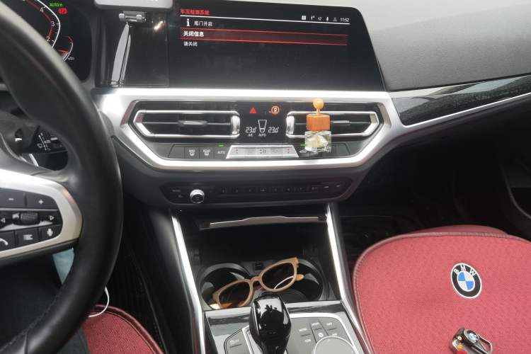 Used BMW 3 Series 2022 325Li M Sport Package Audio And AC Panel