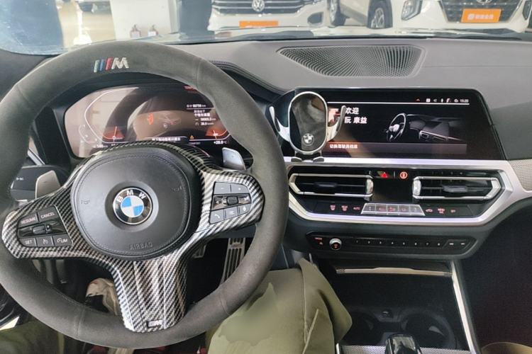 Used BMW 3 Series 2022 325i M Sport Night Edition Package Center Console