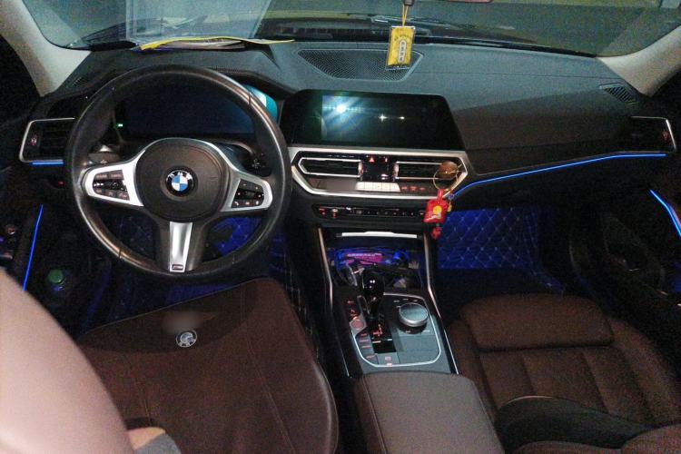 Used BMW 3 Series 2022 Updated 325i M Sport Package Center Console