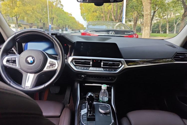 Used BMW 3 Series 2022 325Li M Sport Package Center Console