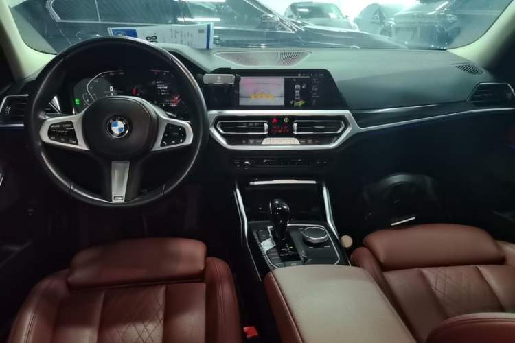 Used BMW 3 Series 2022 Updated 325Li M Sport Package Center Console