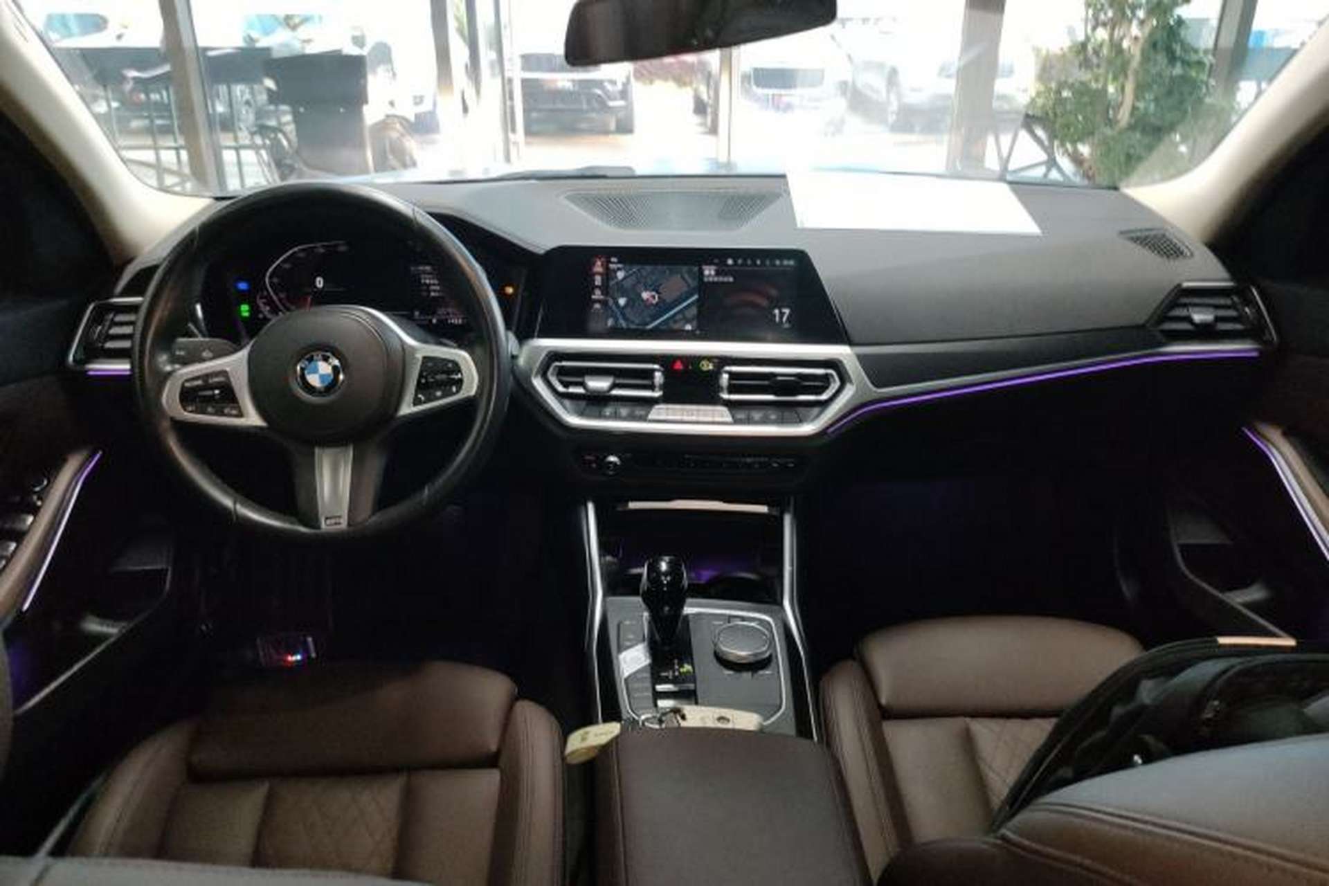Used BMW 3 Series 2022 325i M Sport Package Center Console
