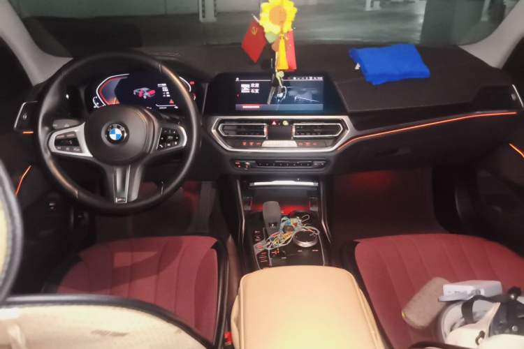 Used BMW 3 Series 2022 325Li M Sport Package Center Console