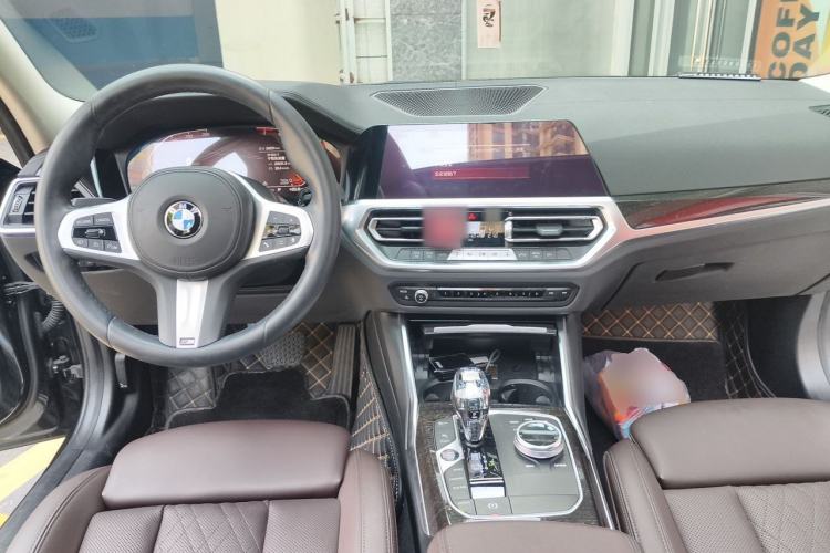 Used BMW 3 Series 2022 325Li M Sport Package Center Console